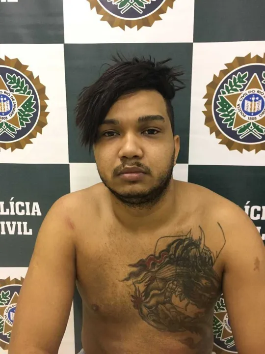 Kaio foi preso por policiais civis numa casa em Costa Azul,