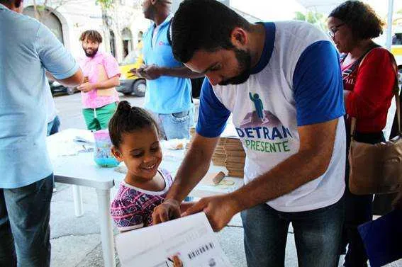 Retirada da primeira identidade não precisa de agendamento