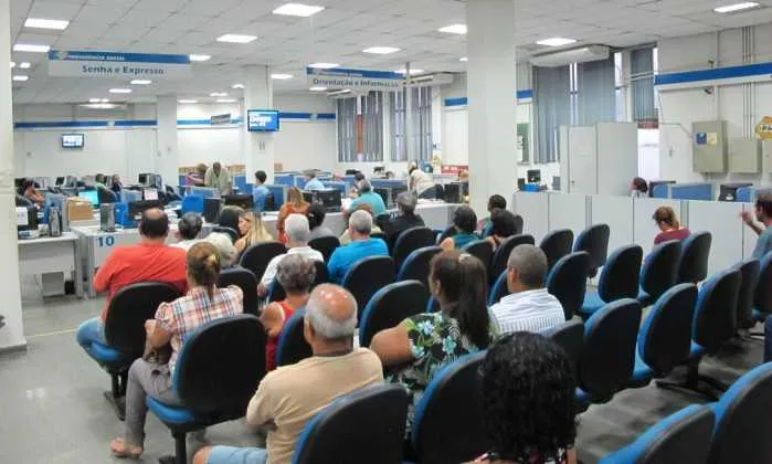 A partir da convocação por cartas, os aposentados devem agendar a perícia no telefone 135.