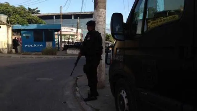 Homens do Bope ocupam principais pontos do Complexo do Salgueiro