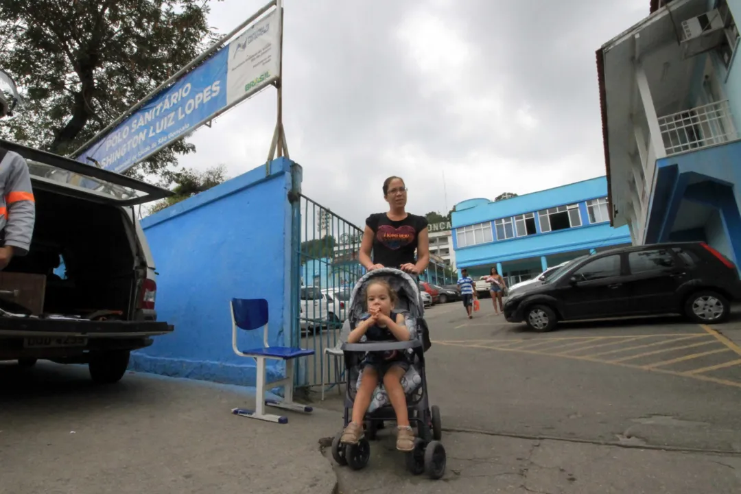 Um novo lote de vacinas está reabastecendo postos em SG