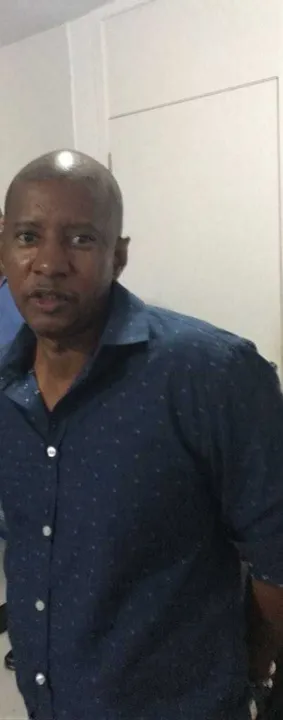 Arthur Mirringa é um dos traficantes mais antigos da cidade.
