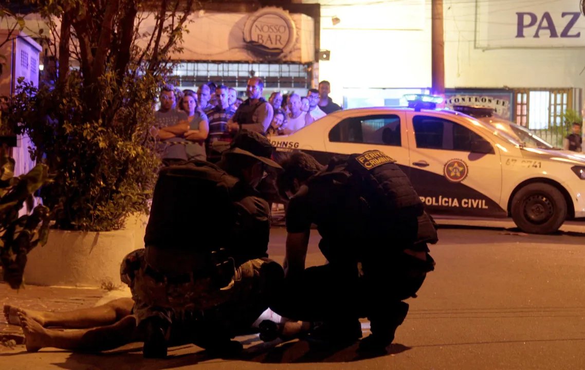 Mayson Rangel estava lavando uma moto quando homens chegaram em um HB20 chumbo fortemente armados e atiraram