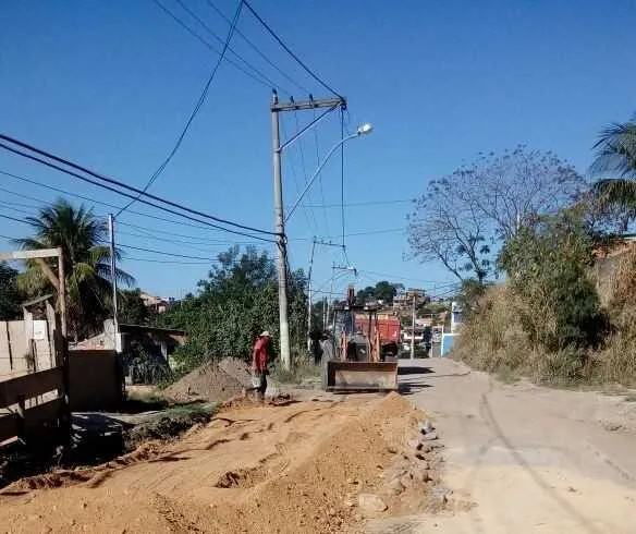 Estrada Nazário Machado receberá manilhas e será nivelada