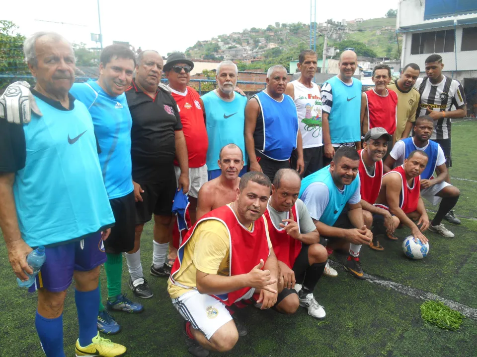 Integrantes do grupo se encontram sempre aos domingos
