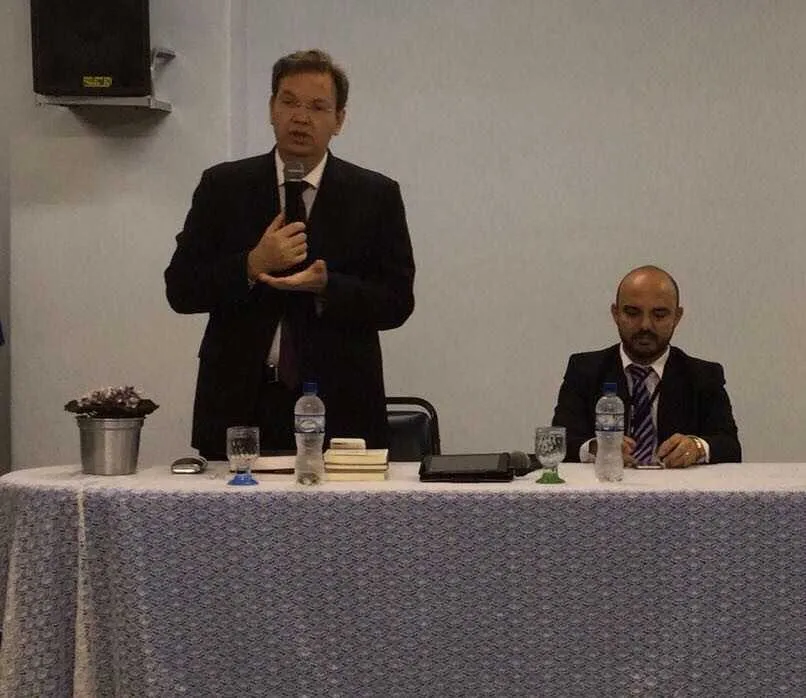  William Douglas ministrou palestra no campus SG da Universo