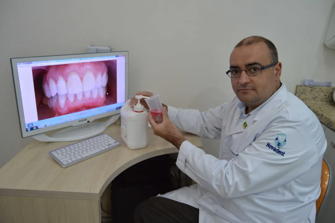Segundo Gustavo Pientznauer, o período de visita ao dentista depende dos cuidados diários realizados pelos pacientes