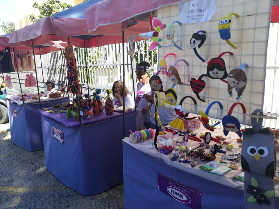 A feira tem como objetivo incentivar novas opções de trabalho que  promovam a autonomia econômica feminina