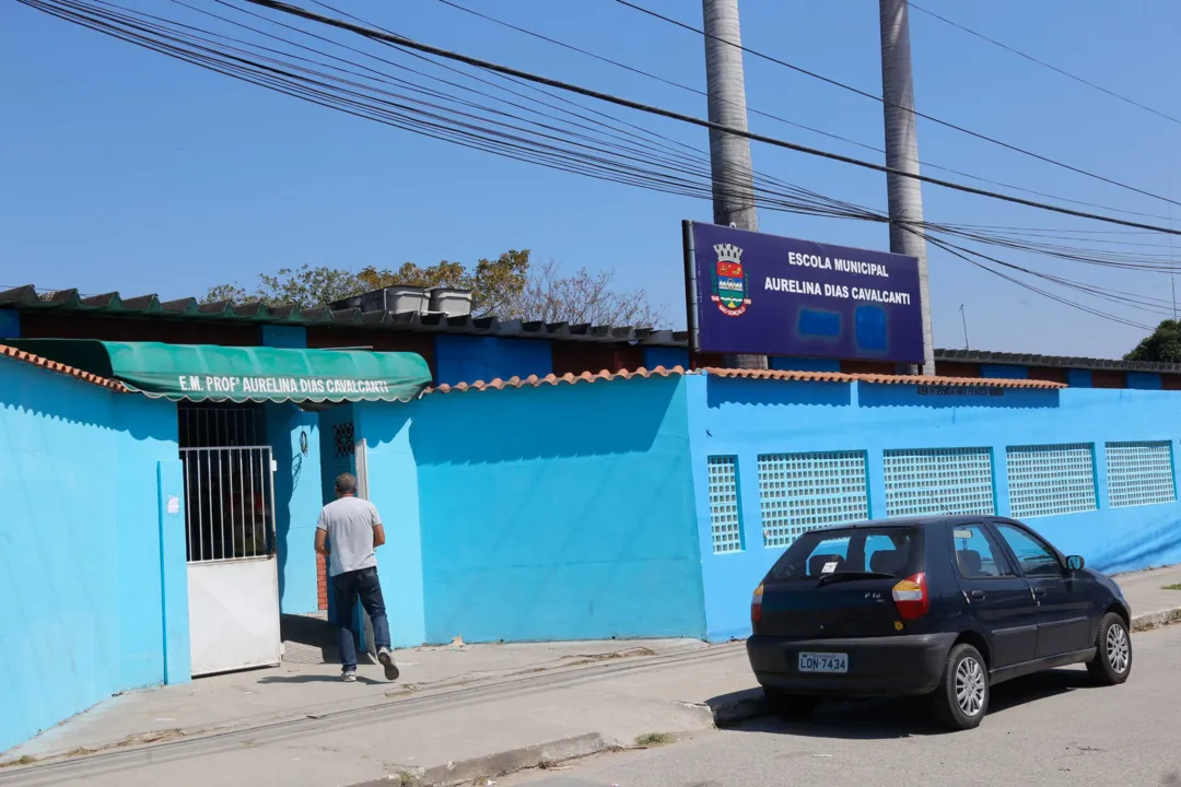 Escola Aurelina Dias Cavalcante estaria sem alguns professores