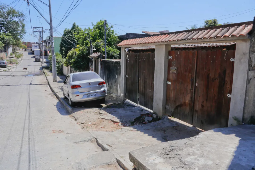 Ontem, na Rua Maria Silva Dias André, moradores e comerciantes não quiseram comentar o caso