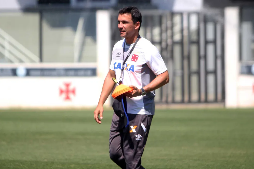 Zé Ricardo preferiu não revelar escalaçao do vasco