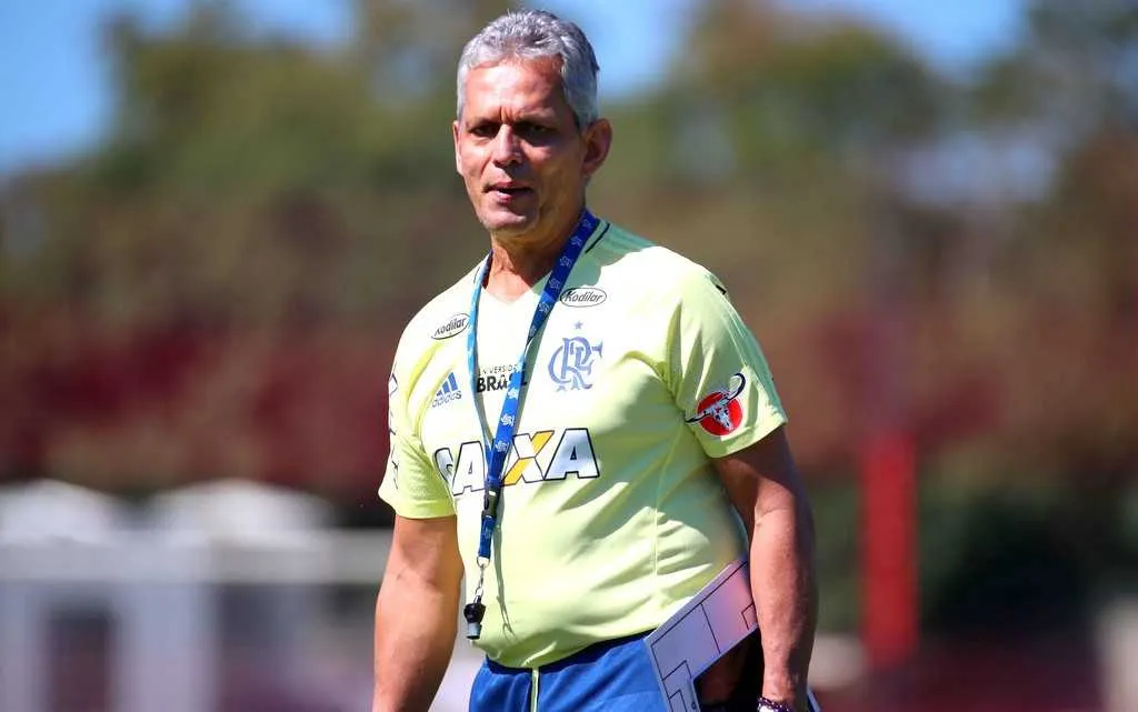 Reinaldo Rueda preferiu não revelar os titulares contra a ‘Chape’