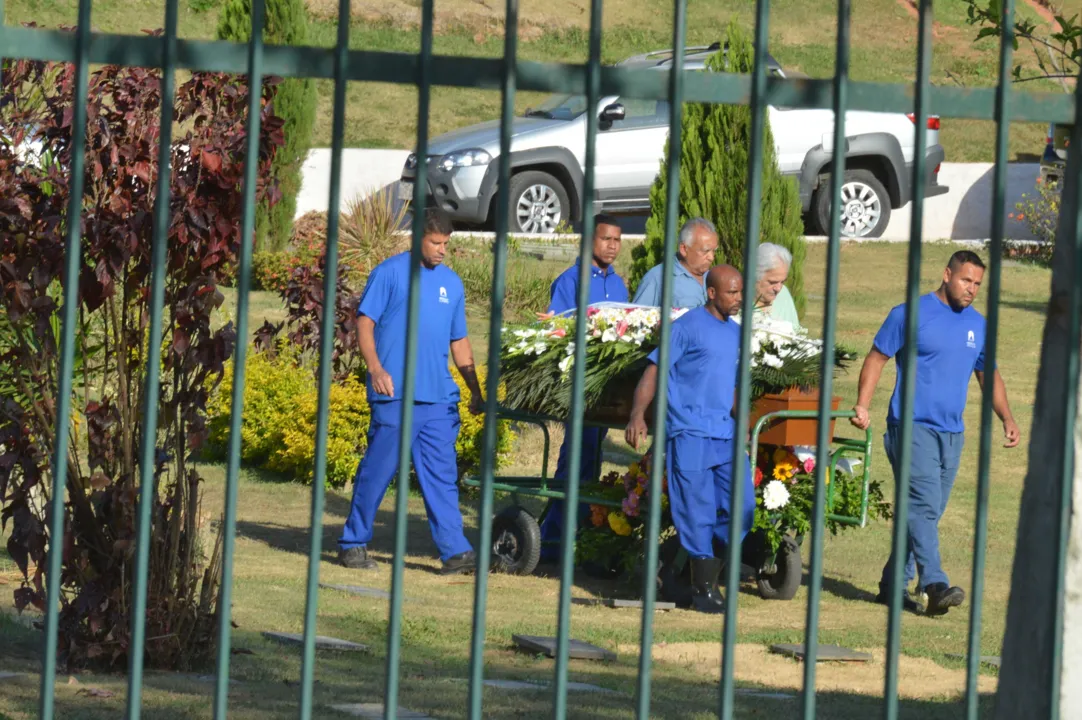 A idosa foi sepultada ontem