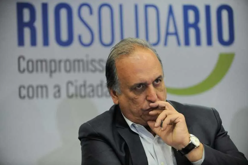  O governador Luiz Fernando Pezão recebe quase 40 entidades sociais destinadas a portadores de deficiência