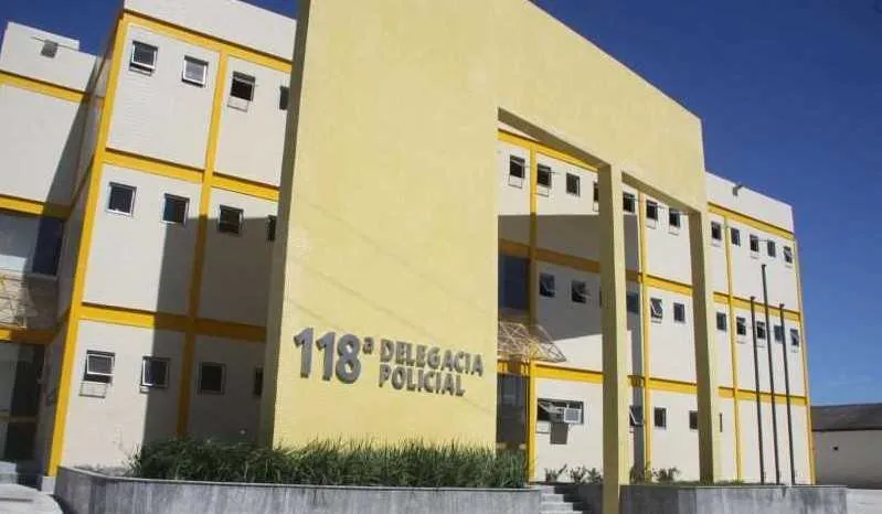 Caso foi registrado na 118ª DP.
