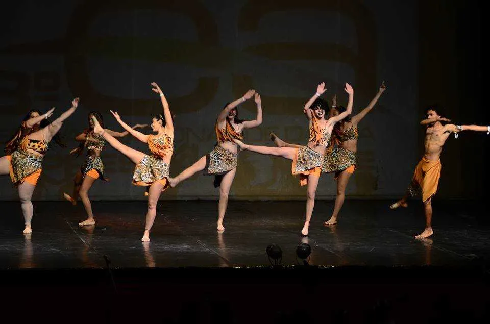 A unidade escolar participou do evento com 22 bailarinos