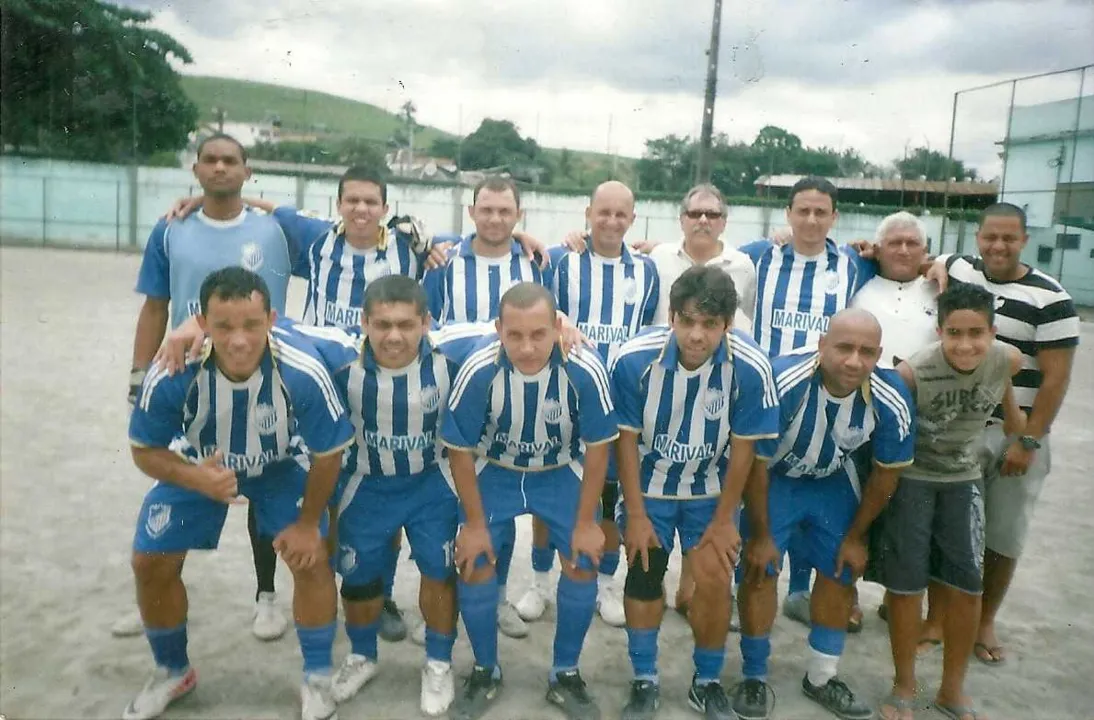 O grupo joga todos os sábados no Clube Cinco de Julho