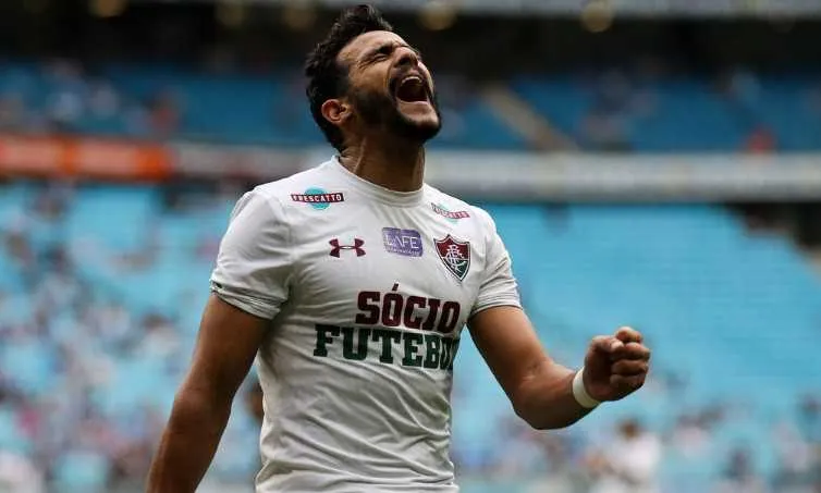 Artilheiro do Brasileirão com 14 gols, Henrique Dourado passou em branco na Arena Grêmio