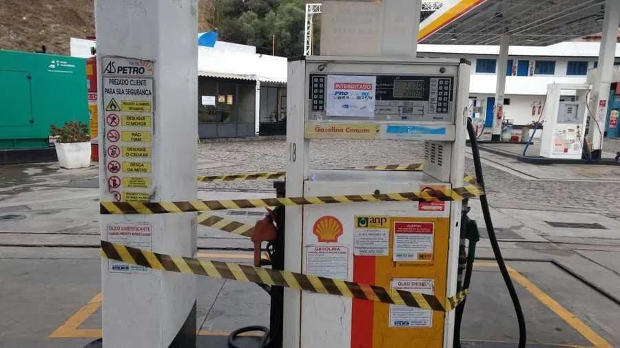 Ação aconteceu após denúncias de irregularidades nos preços praticados nas bombas
