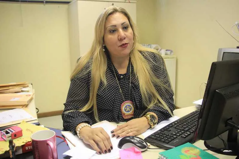 Delegada Débora Rodrigues pede a ajuda da população