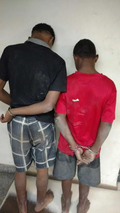 Adolescentes de 14 anos foram apreendidos por PMs em Itambi