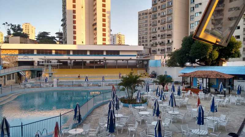 Clube Português de Niterói - Que tal aproveitar o dia no Clube Português?  Aqui no CPN temos piscinas aquecidas e uma área de lazer ideal para toda a  família. 🏊‍♀️ #clubeportuguesniteroi #ingá #