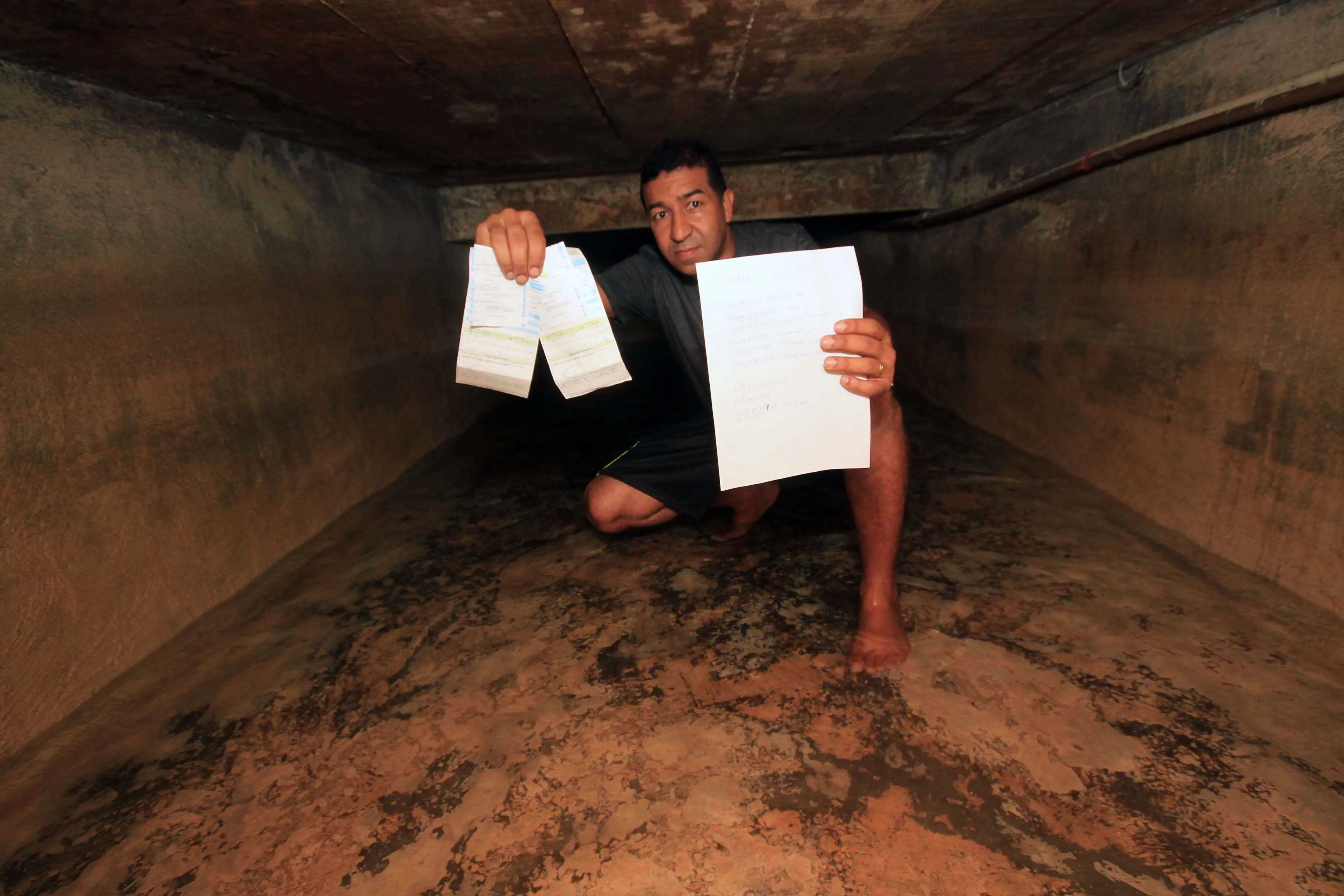 Morador do Porto da Pedra está com a cisterna seca