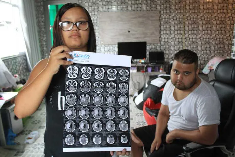 Daniel tem tumor no cérebro, já fez quatro cirurgias e tenta receber benefício do INSS há três anos