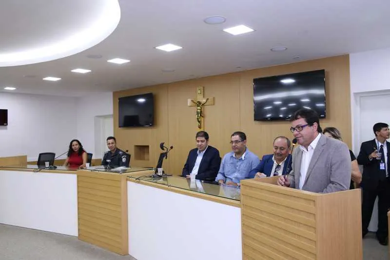 Câmara de SG entre em recesso no dia 15