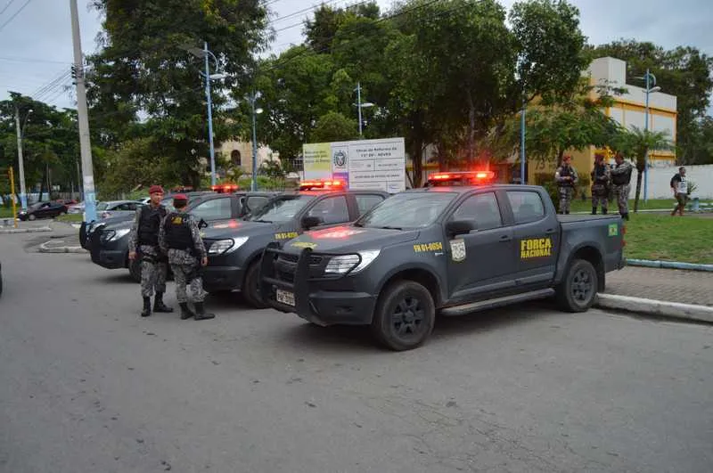 O comparsa do menor tentou fugir, mas foi alcançado e linchado pela população
