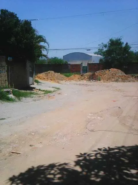 
>> Barricadas têm prejudicado o acesso a uma unidade escolar