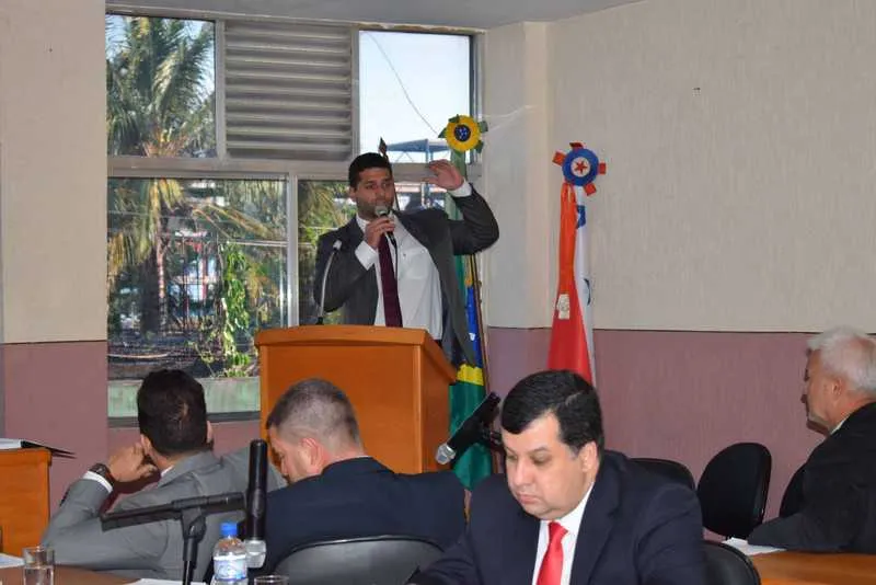 Vereadores decidiram que evento acontecerá em outubro