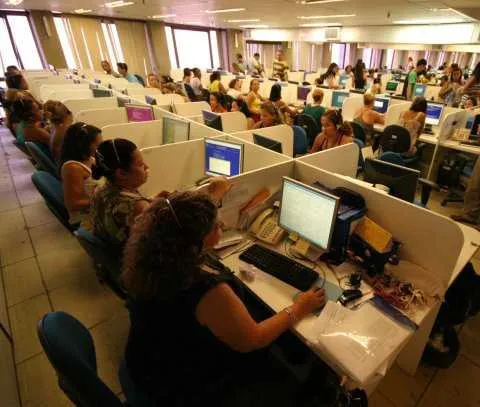 Teleatendimento do Detran volta a funcionar após um mês suspenso