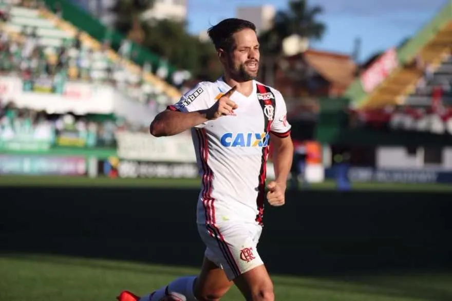 Imagem ilustrativa da imagem Rubronegro encerra jejum após perder pênalti: 1 x 0