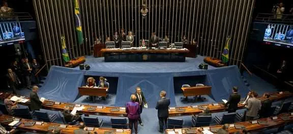 Senador Aécio Neves estava afastado do mandato por decisão do Supremo Tribunal Federal (STF) 