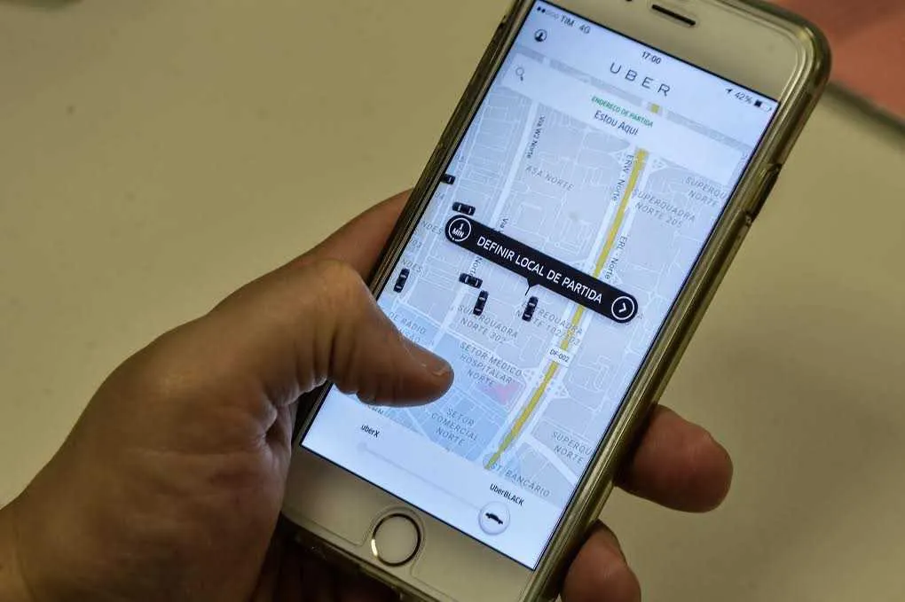 Senadores devem discutir regulamentação dos serviços de transporte por aplicativos