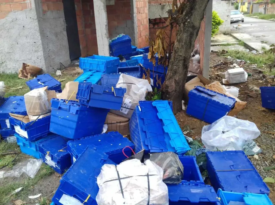 >> Carga de 50 mil peças de roupas foi avaliada em R$ 2 milhões