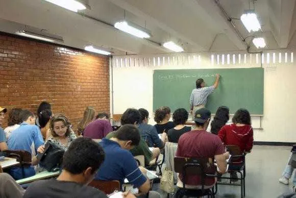 Pré-matrículas começam na próxima terça-feira