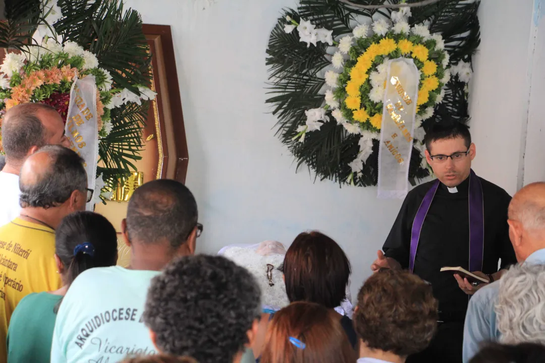Mais de mil amigos e parentes foram ao velório de José 
