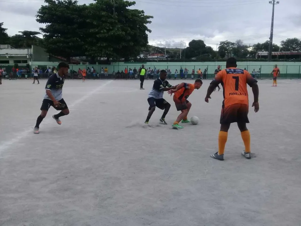 Imagem ilustrativa da imagem Clube de Niterói sedia campeonatos de futebol