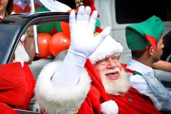 >> O Papai Noel ficará no Pátio Alcântara para tirar fotografias