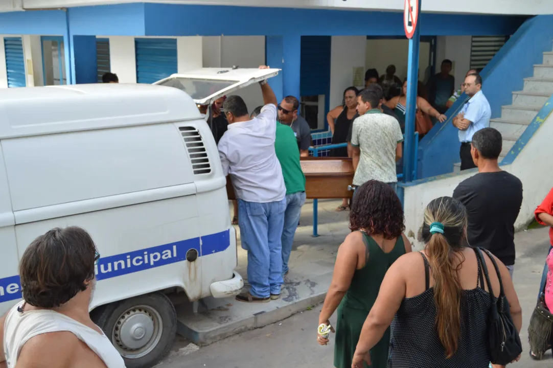 Corpos foram velados na Capela Municipal antes do enterro