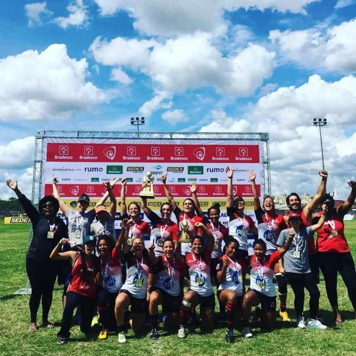 Imagem ilustrativa da imagem Time de Niterói conquista título brasileiro de rugby feminino