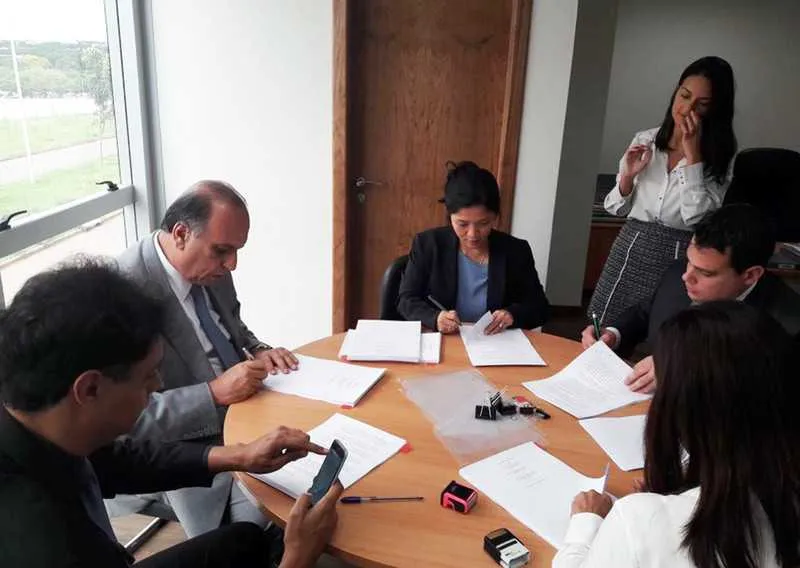 O governador Pezão garantiu que os recursos recebidos serão usados para pagar os servidores