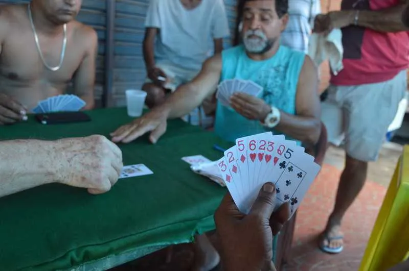 >> Jogos acontecem na esquina da Antônio Alves com Silvio Romero