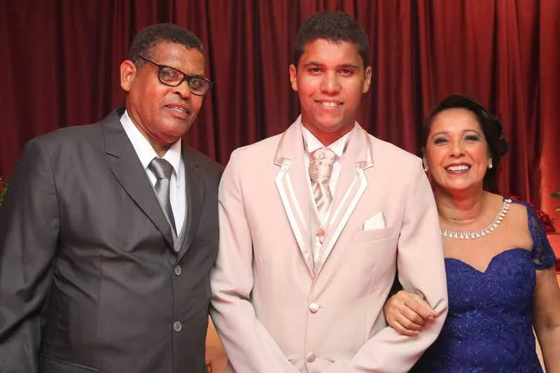 >> O casal Rosa e Selmo passa a noite em casa com o filho Rodrigo sem comemorar o Natal  