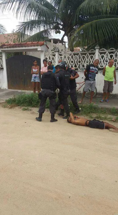 Outros foram socorrer os três feridos em Parque Mataruna