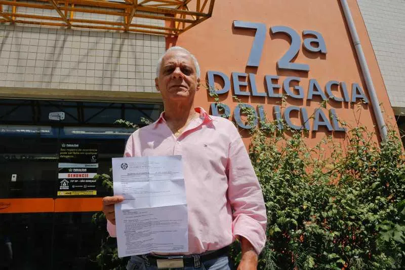Após roubar os objetos, o homem fugiu levando o veículo, que é cedido pela Câmara para uso do vereador