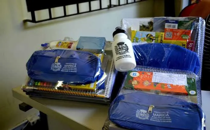 Todos receberão os kits escolares e os uniformes fornecidos pela Prefeitura de Maricá por meio da Secretaria de Educação
