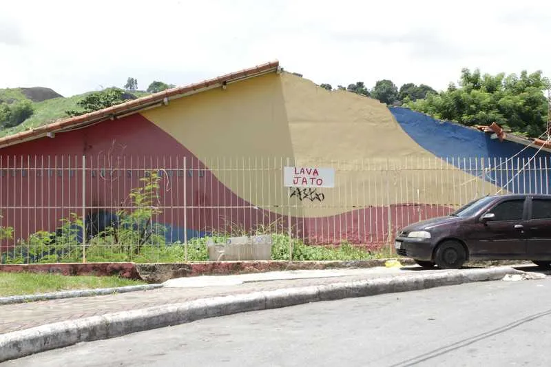 Imagem ilustrativa da imagem Alunos da rede estadual de São Gonçalo sofrem com a falta de estrutura das escolas